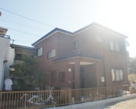 外壁塗装：セラミシリコン塗料
屋根塗装：なし
施工地域：東京都日野市