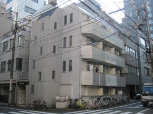 外壁塗装と屋根塗装を東京都豊島区南大塚のマンションにて【施工例61】