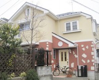 外壁塗装：セラミシリコン塗料
屋根塗装：なし
施工地域：東京都目黒区