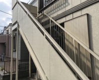 東京都江戸川区アパートの鉄骨階段サビ止め塗装工事の施工事例