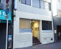 東京都中央区某病院の外壁塗装工事の施工事例(2020/05/19)