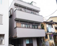 東京都新宿区３階建て住宅のタイル撥水工事・屋根塗装工事の施工事例(2020/06/18)