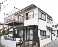 東京都足立区の二階建て住宅の外壁塗装工事の施工事例(2020/07/16)