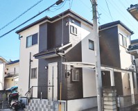 外壁塗装：パーフェクトトップ
屋根工事：ガルバニウム鋼板
施工地域：埼玉県八潮市