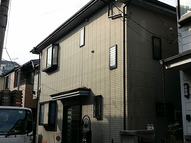 外壁（タイル）塗装・改修後の建物外観