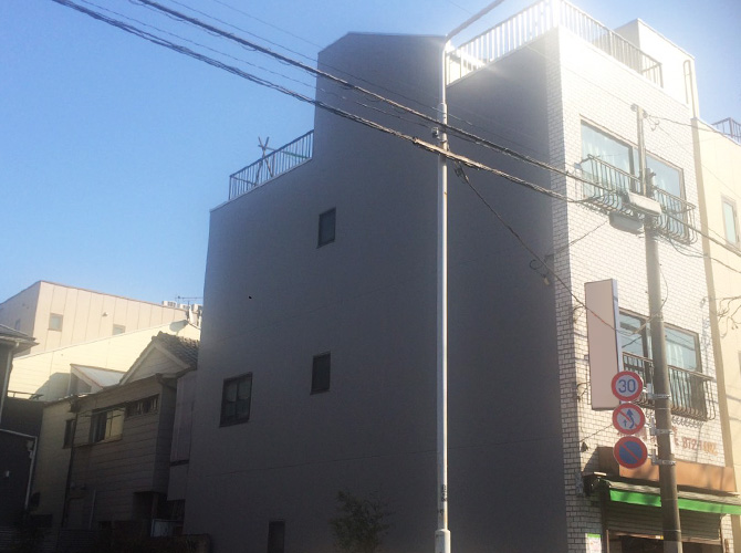 台東区で外壁塗装と屋上防水を行った施工事例の写真(遮熱塗装の助成は屋根・屋上が対象)