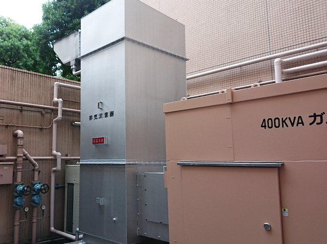 中央区の病院の鉄部サビ止め塗装の施工事例｜外壁塗装ラボ