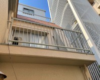東京都世田谷区一般住宅の鉄骨階段塗装工事の施工事例（2022/07/05）