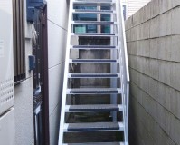 東京都杉並区アパートの鉄骨階段塗装工事の施工事例（2023/07/24）